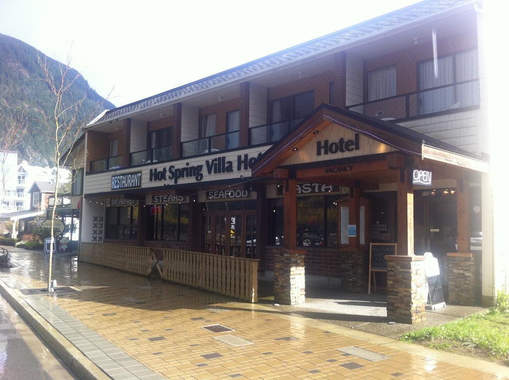 Spring Villa Hotel Harrison Hot Springs Kültér fotó
