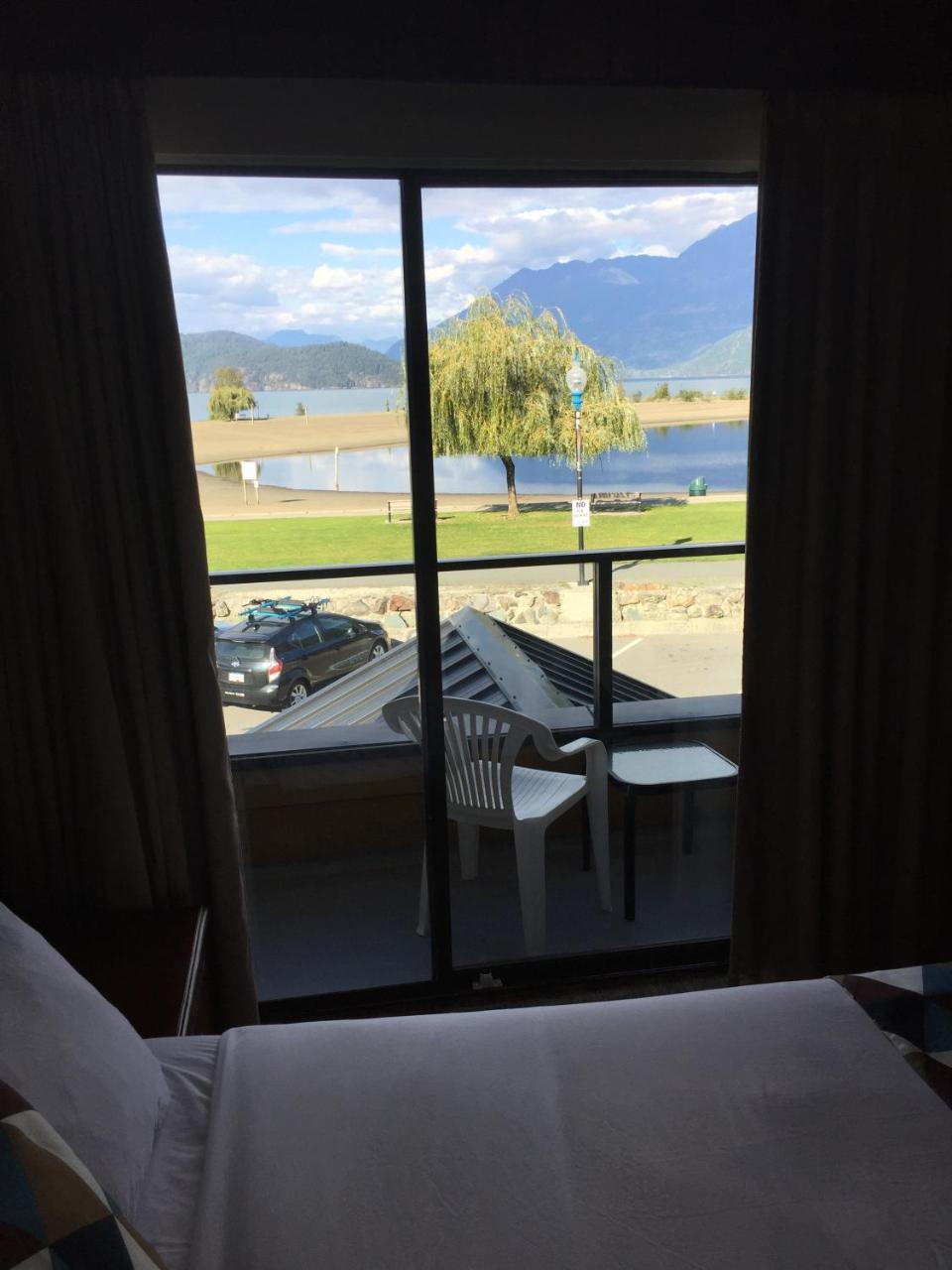 Spring Villa Hotel Harrison Hot Springs Kültér fotó